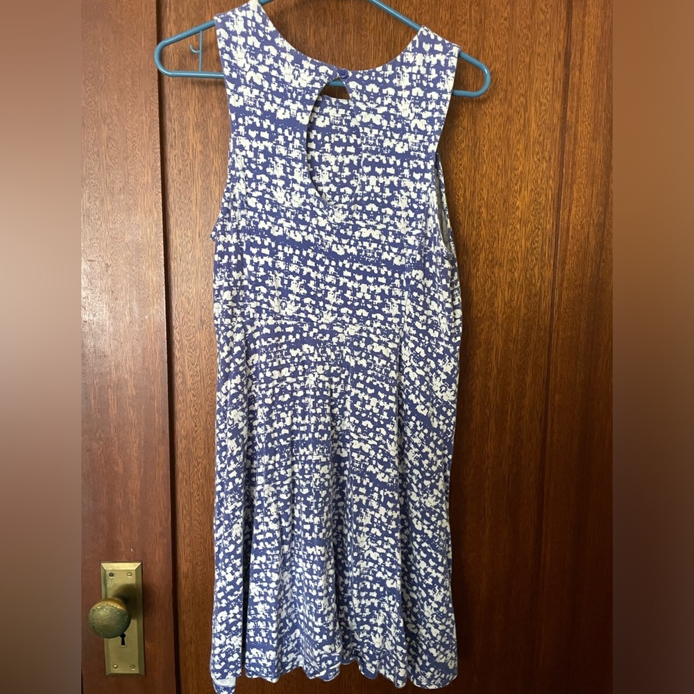 Fun blue and white Xhilaration abstract print skater dress - Picture 7 of 8